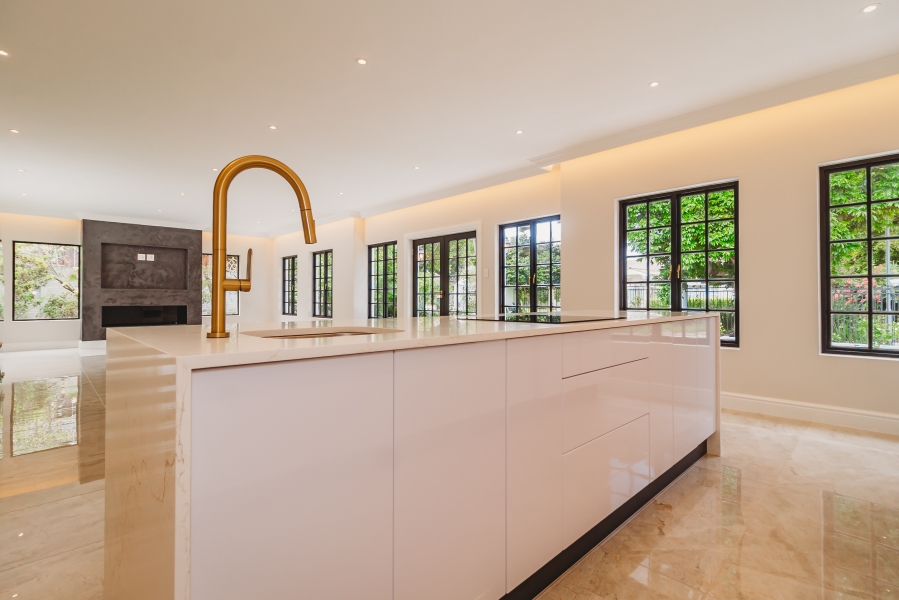 4 Bedroom Property for Sale in Fernridge Western Cape